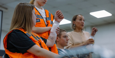 Фотографии УЦ-ПРО: федеральная пассажирская компания: предрейсовое обучение сотрудников Вагонного участка ЛВЧ-8 по охране труда и первой помощи — 1